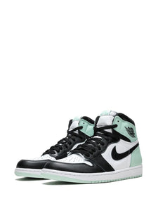 Air Jordan 1 Retro High OG NRG sneakers