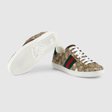 Load image into Gallery viewer, Ace GG Supreme sneaker with bees